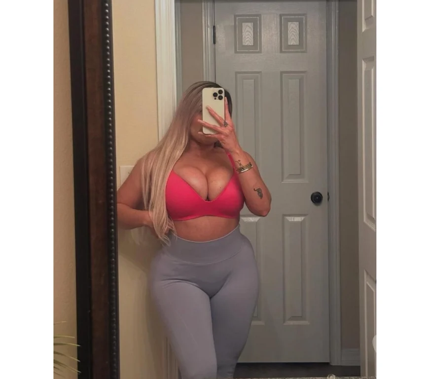 Escort Gallery