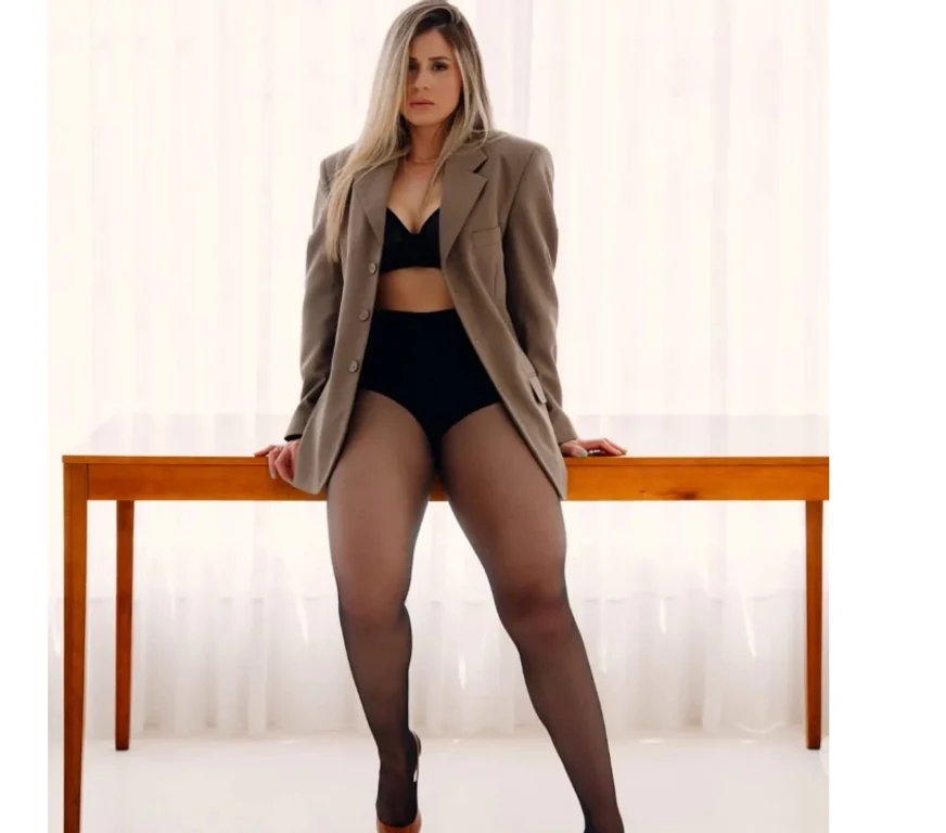 Escort Gallery