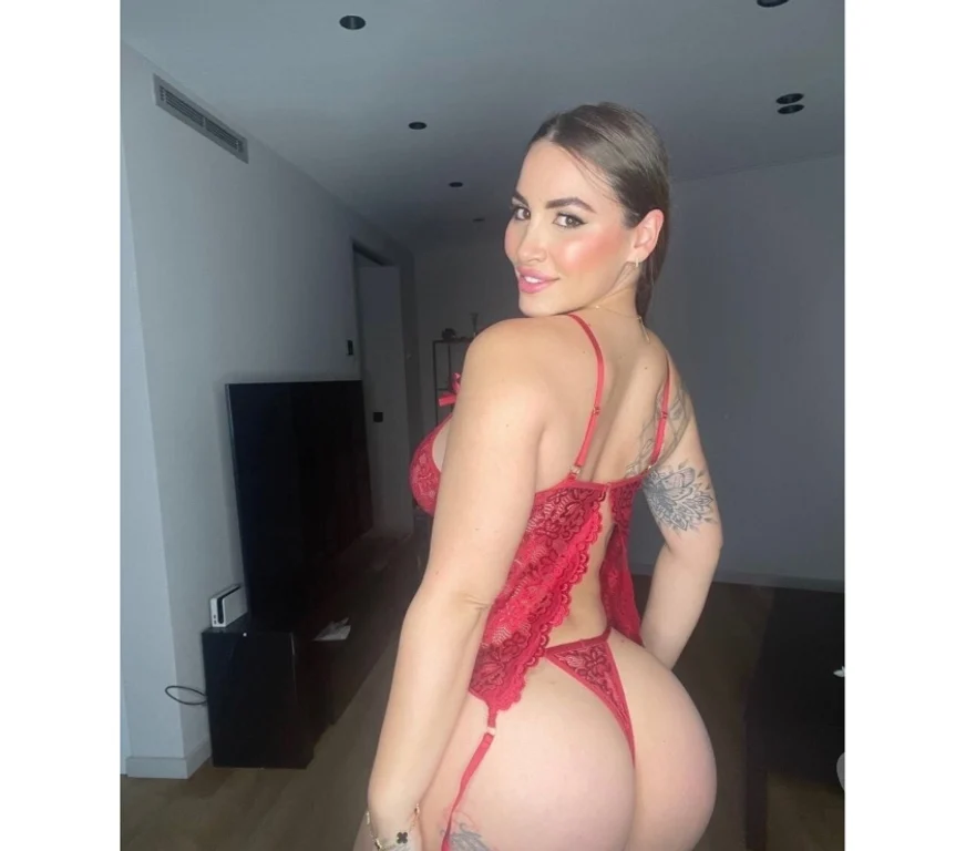 Escort Gallery
