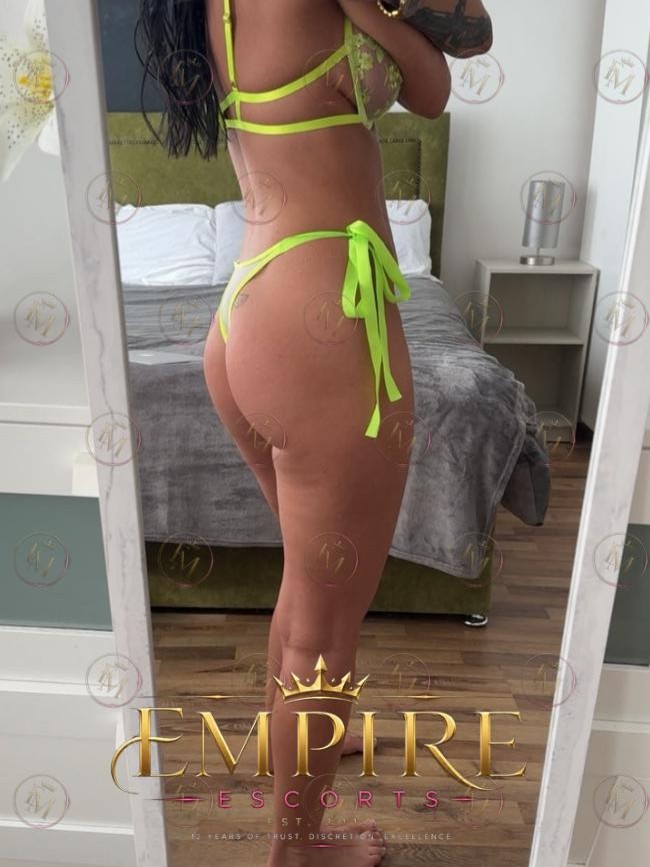 Escort Gallery