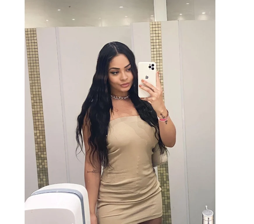 Escort Gallery