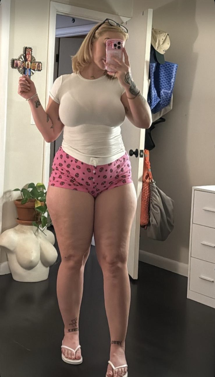 Escort Gallery