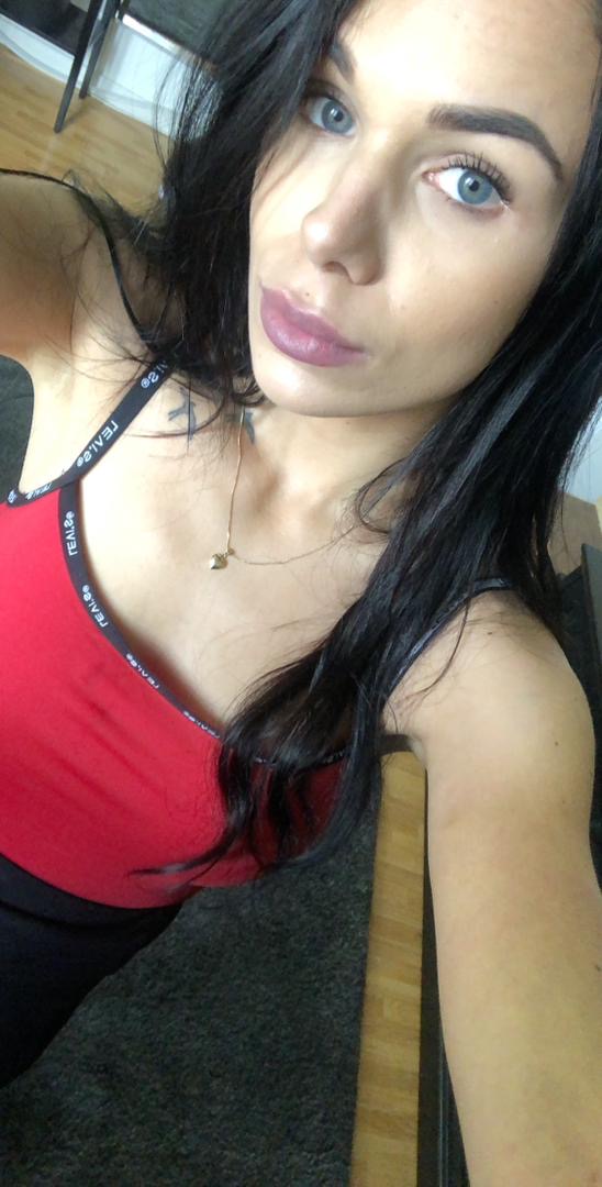 Escort Gallery