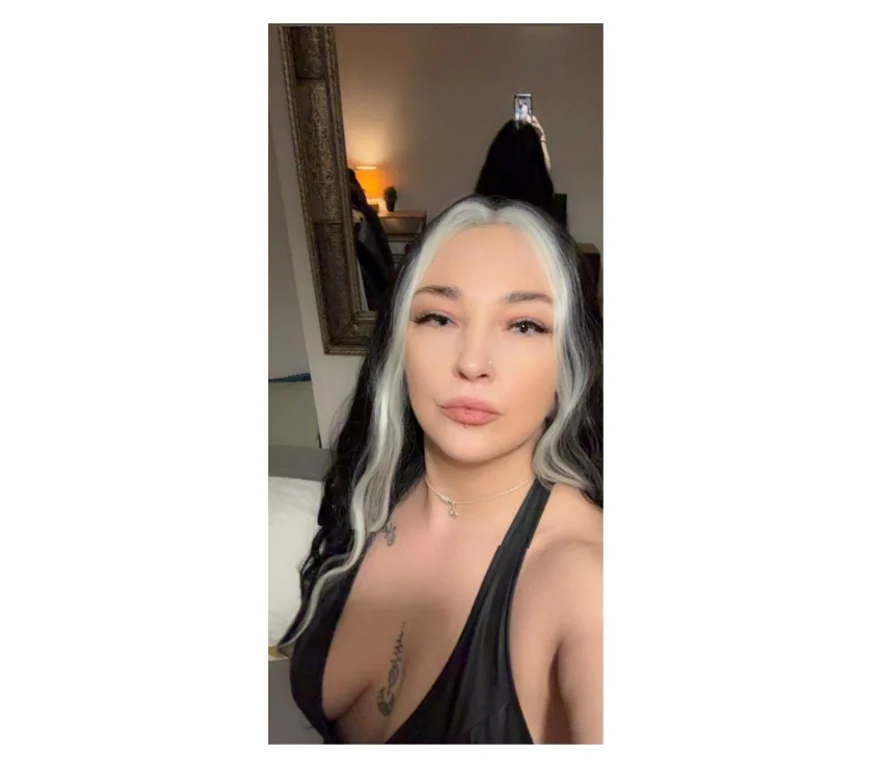 Escort Gallery