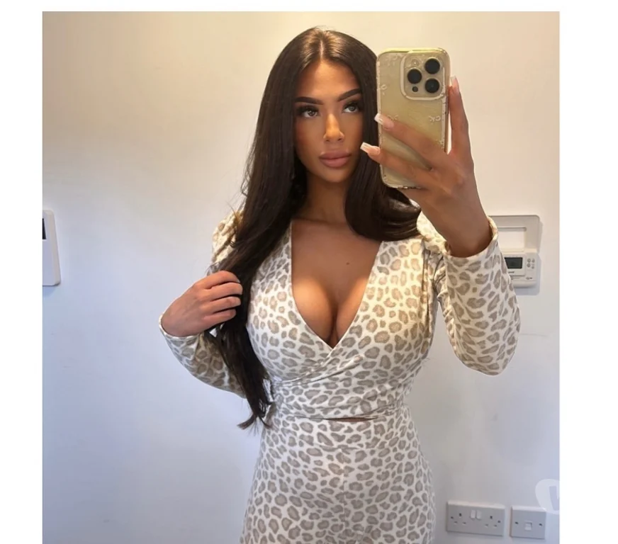 Escort Gallery