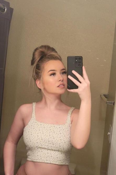 Escort Gallery
