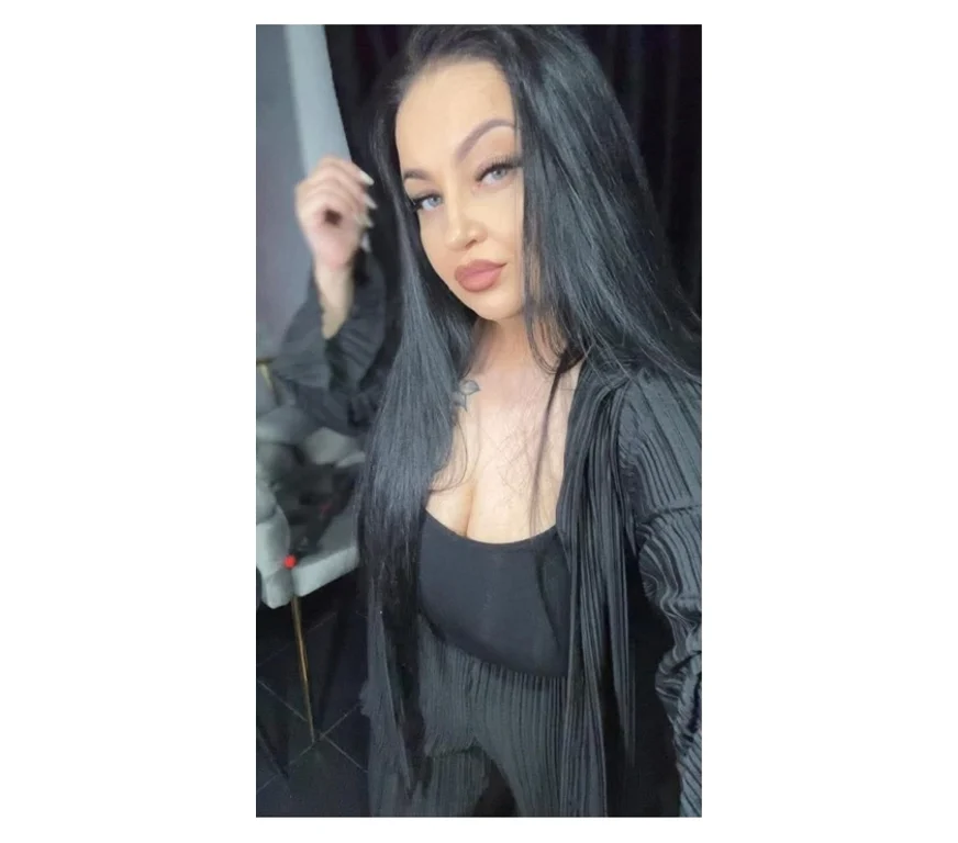 Escort Gallery