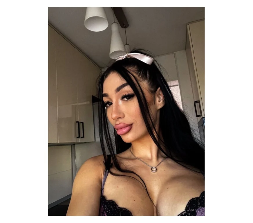 Escort Gallery