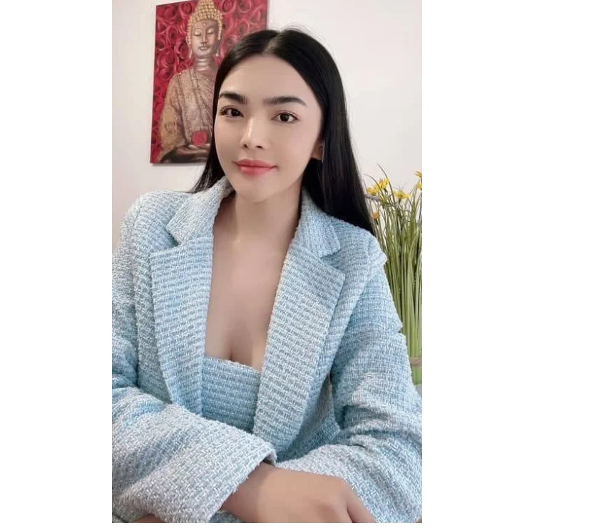 Escort Gallery