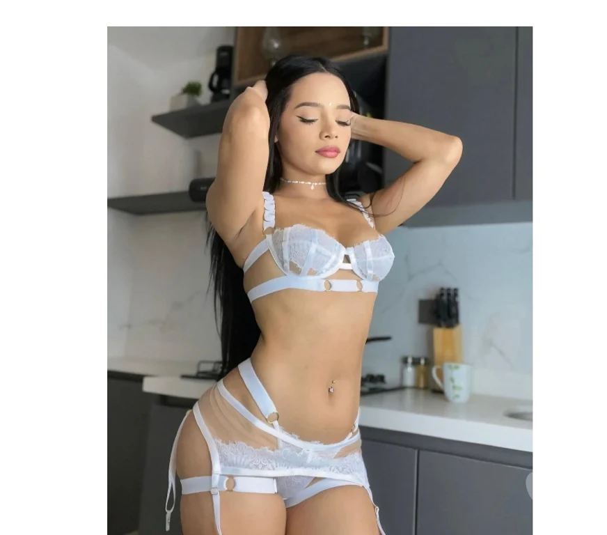 Escort Gallery