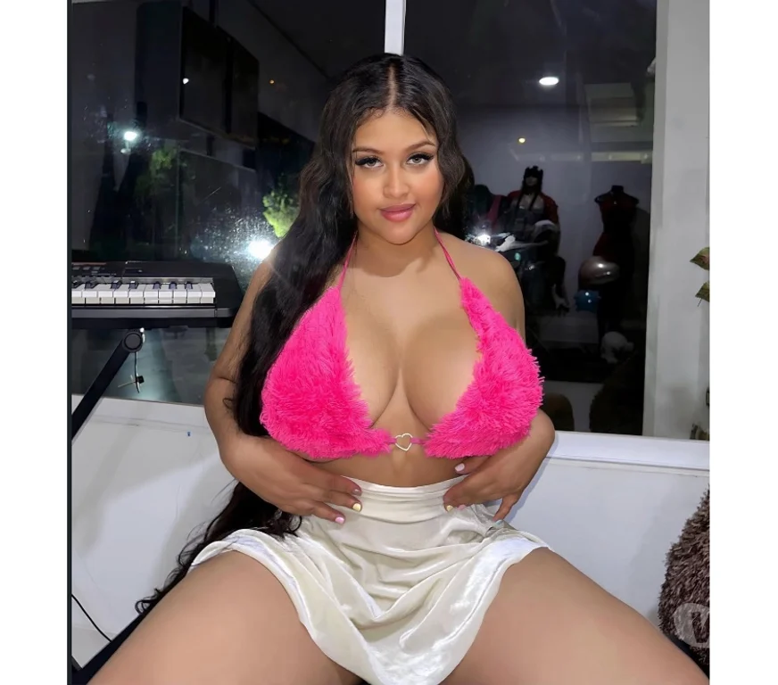Escort Gallery