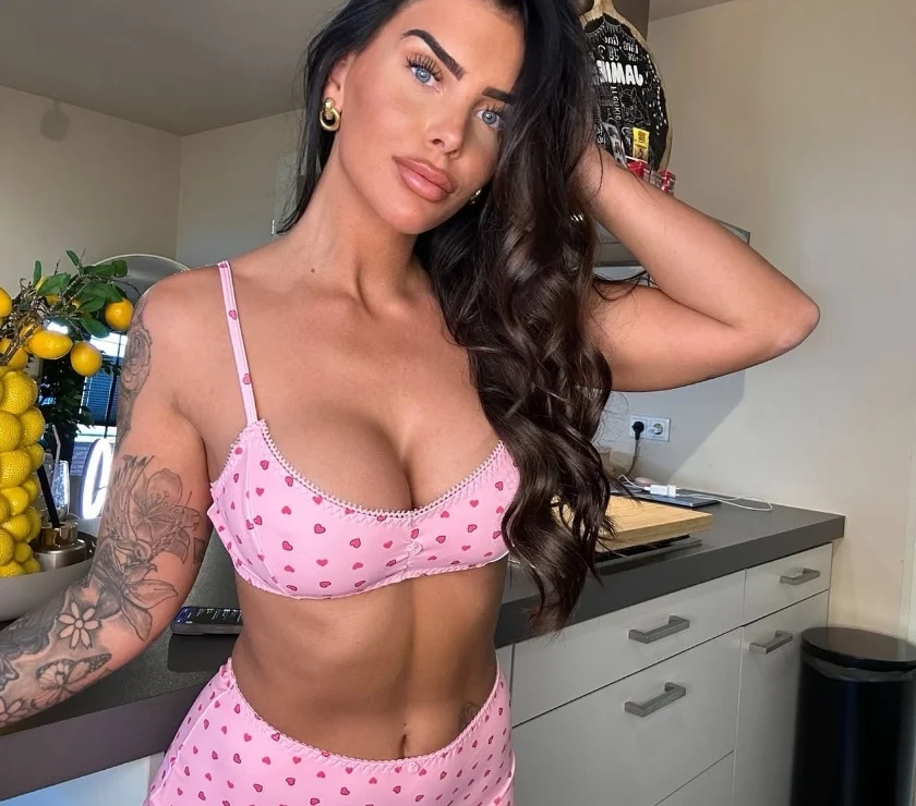 Escort Gallery