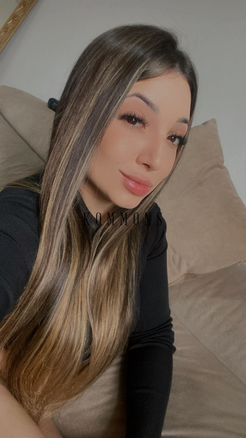 Escort Gallery