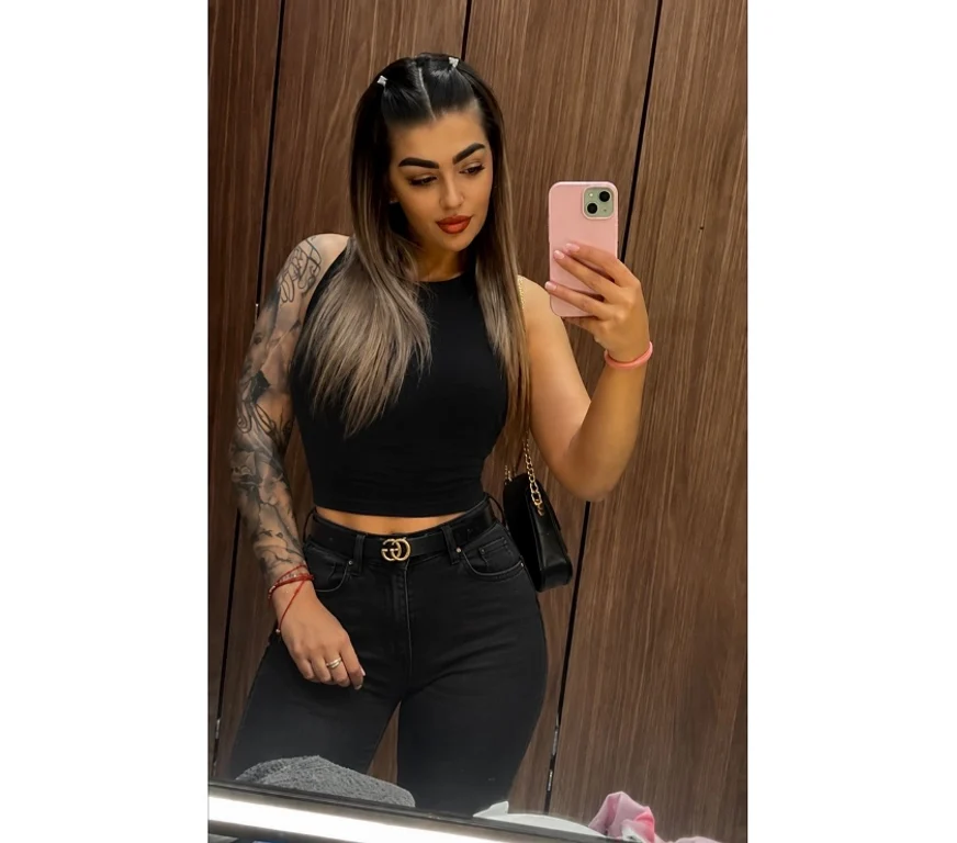 Escort Gallery