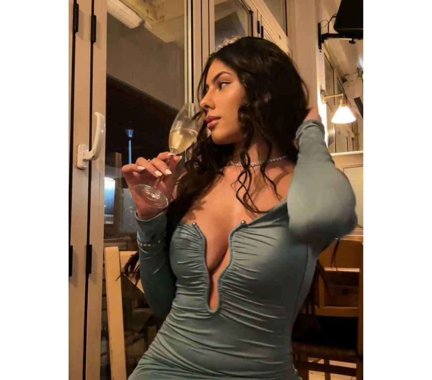 Escort Gallery