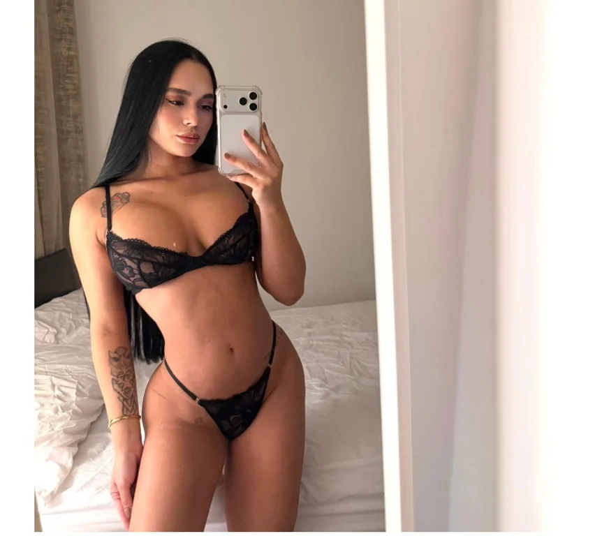 Escort Gallery