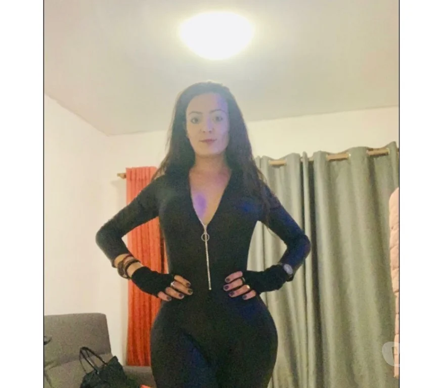 Escort Gallery