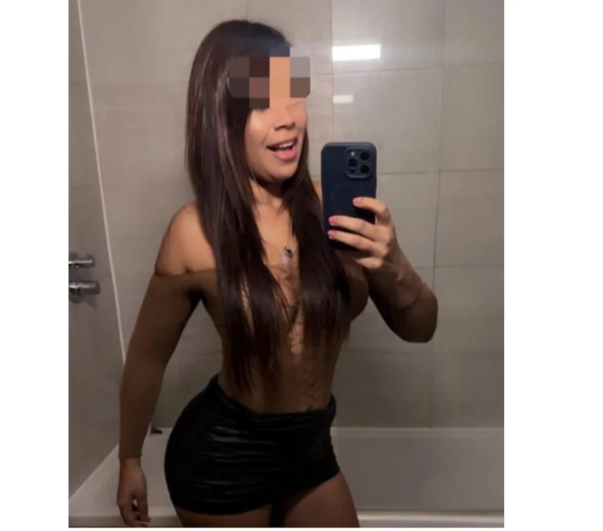 Escort Gallery