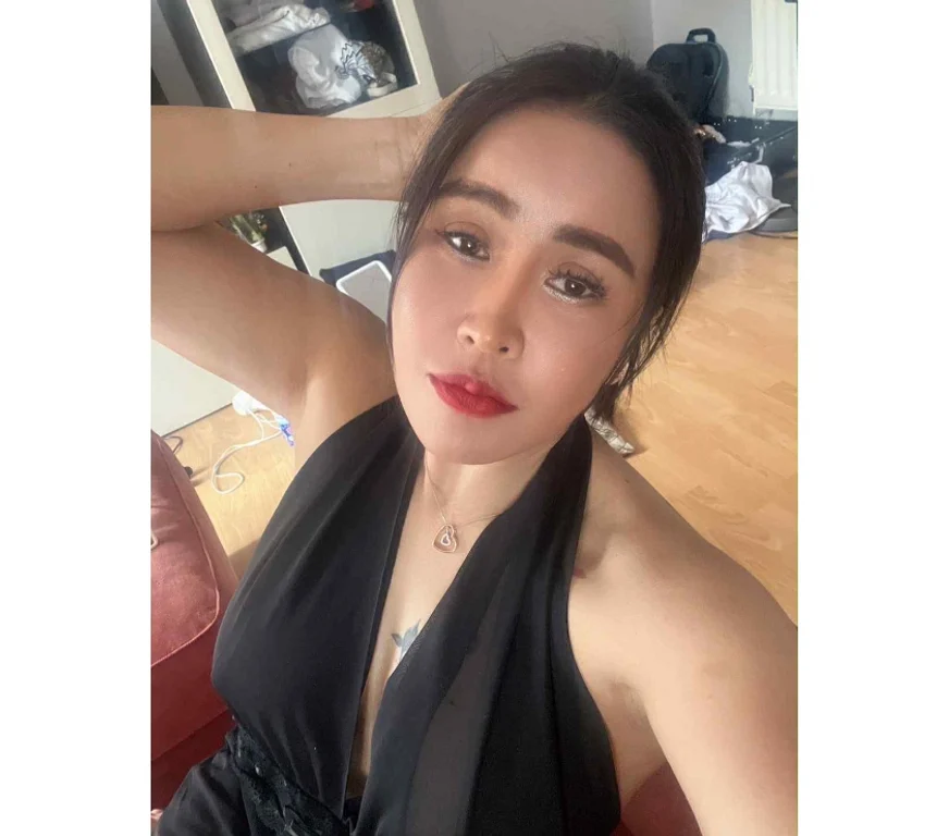 Escort Gallery