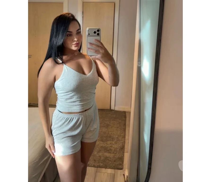 Escort Gallery