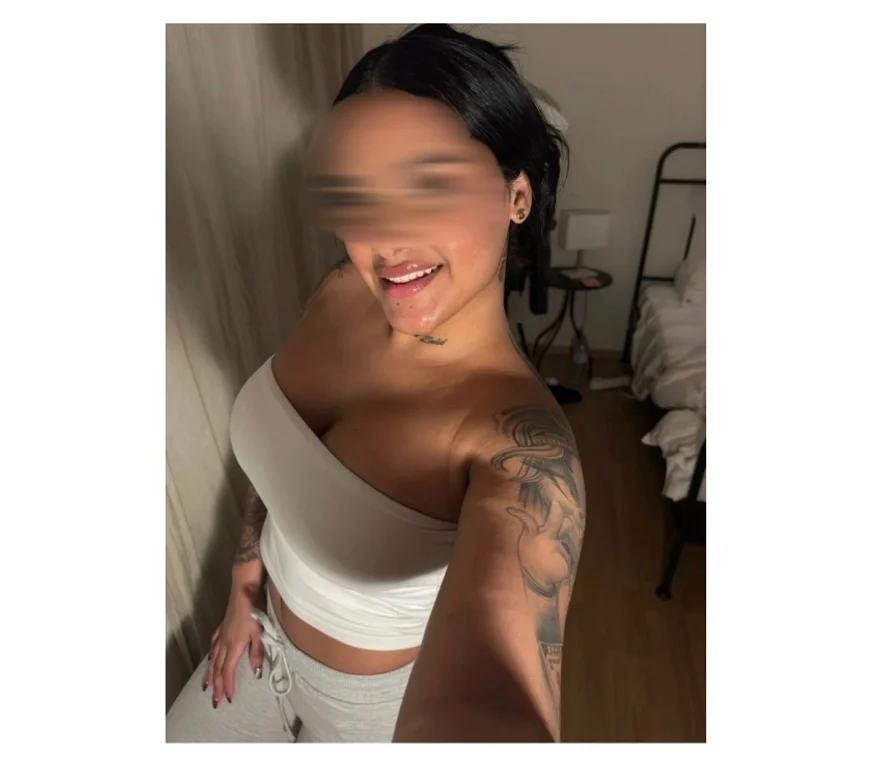 Escort Gallery