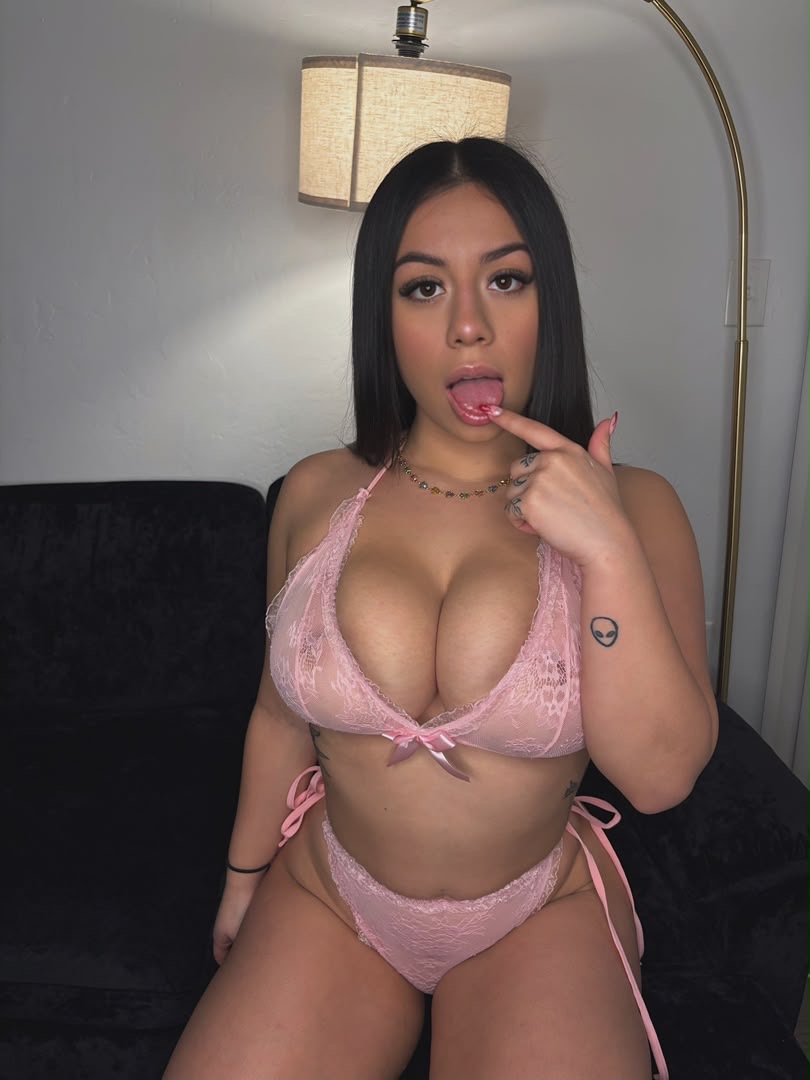 Escort Gallery