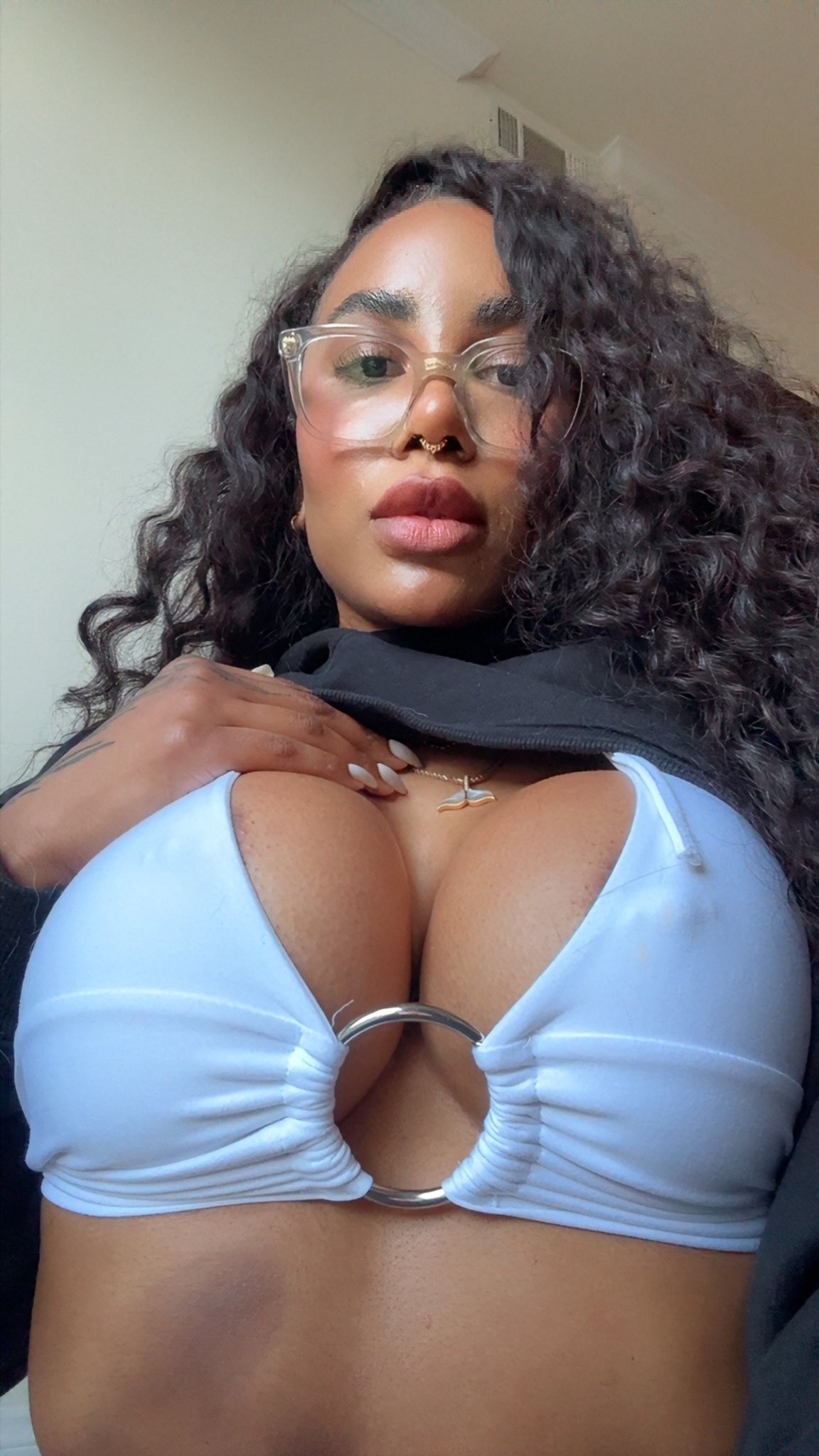 Escort Gallery