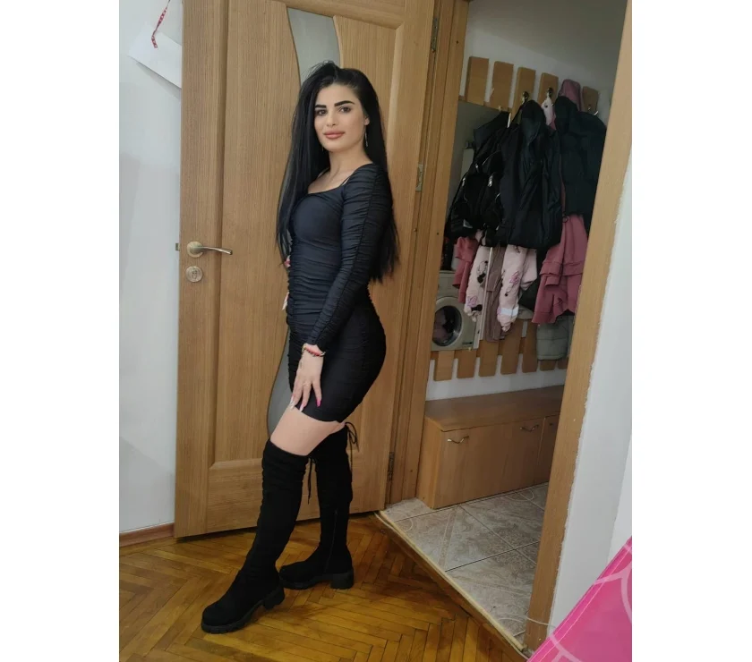 Escort Gallery