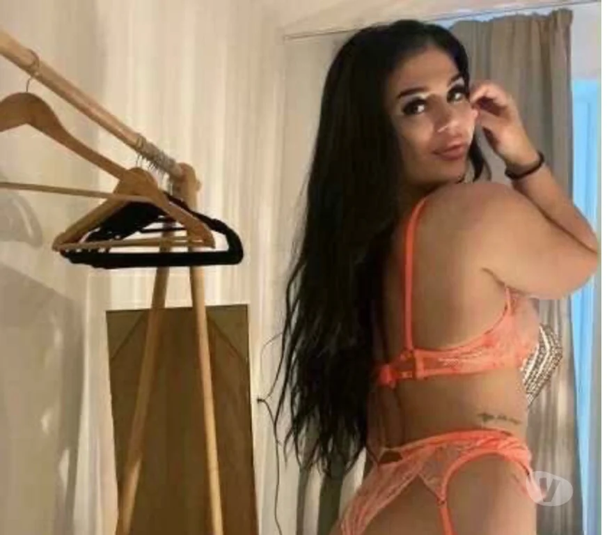 Escort Gallery