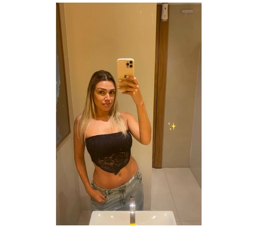 Escort Gallery