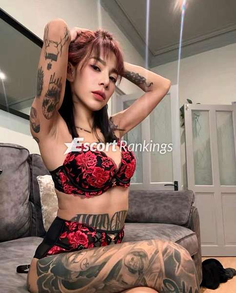 Escort Gallery